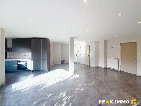 Exclusivité - T4 - 86 m2 avec jardin   2 places de stationne
