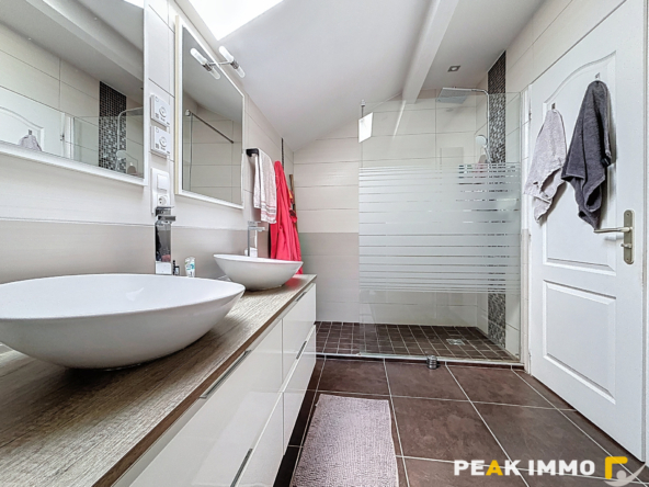 Maison 138m2 - 5 pièces - Méry