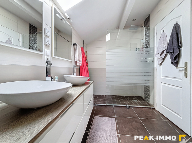 Maison 138m2 - 5 pièces - Méry