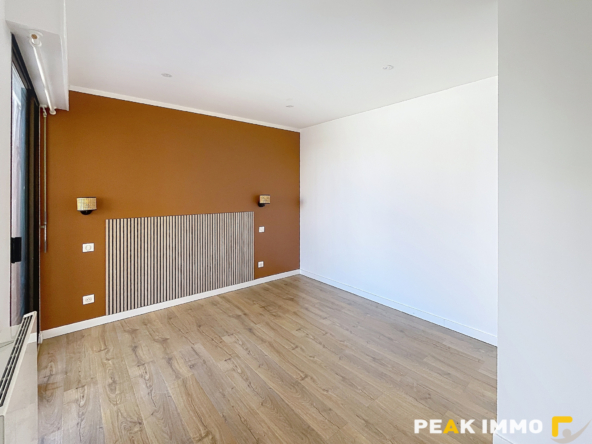 T4 au coeur d'Annemasse avec terrasse, parking et cave