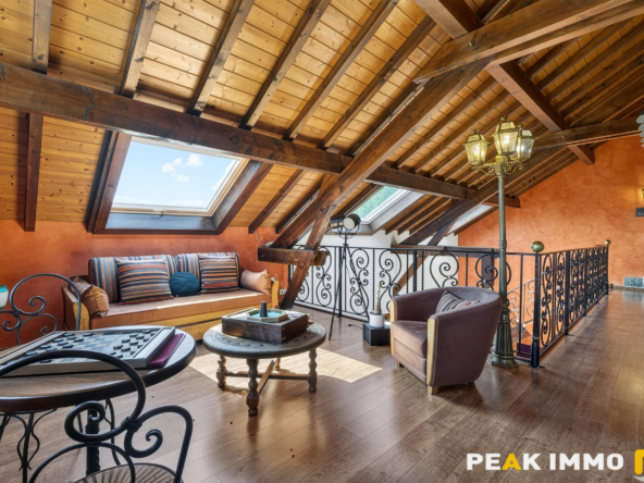 Maison vue lac - 9 pièces - 273 m2 - Portout Chanaz