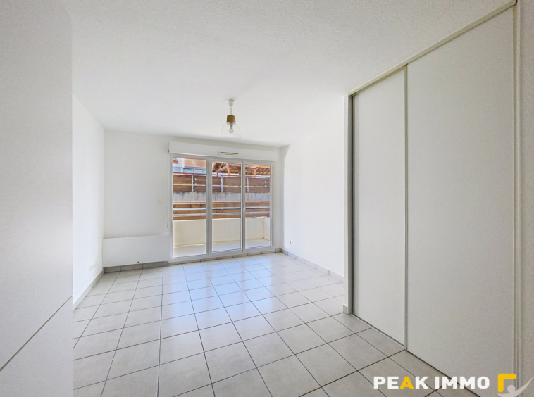 NANGY   Appartement T2 de 34.60m2 avec piscine   Idéal inves