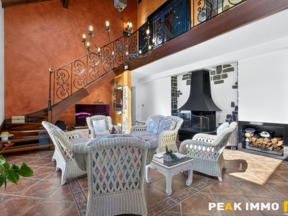 Maison vue lac - 9 pièces - 273 m2 - Portout Chanaz