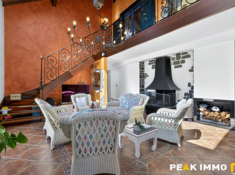 Maison vue lac - 9 pièces - 273 m2 - Portout Chanaz