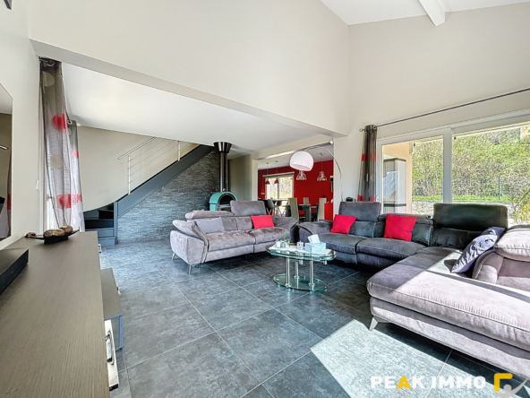 Maison 138m2 - 5 pièces - Méry