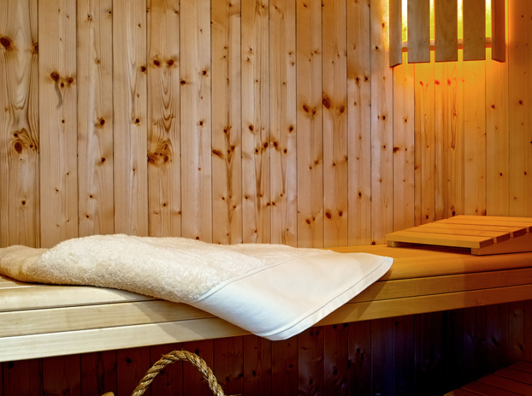 EN EXCLUSIVITE VILLE EN SALLAZ CENTRE VILLAGE