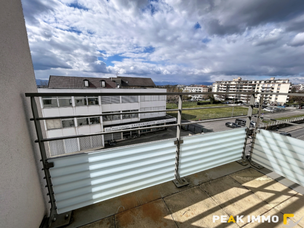 ANNEMASSE   Appartement T4 lumineux avec terrasse et balcon,