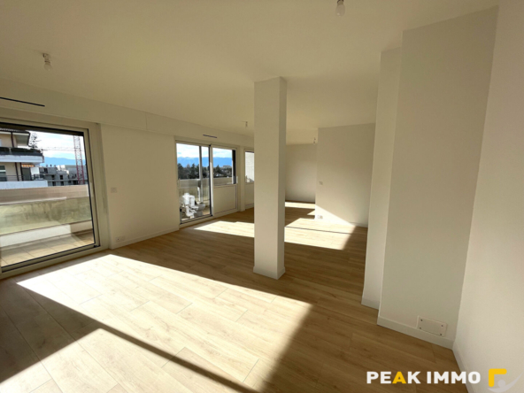 Magnifique T5 duplex rénové avec terrasse, balcon, garage et