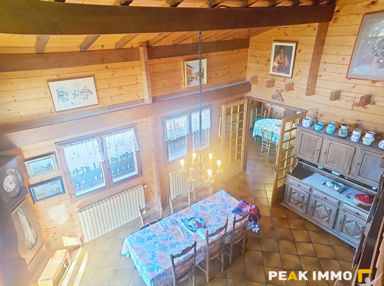 BONNE-SUR-MENOGE-Chalet 146 m2-terrain 1055 m2 sud- Studio i