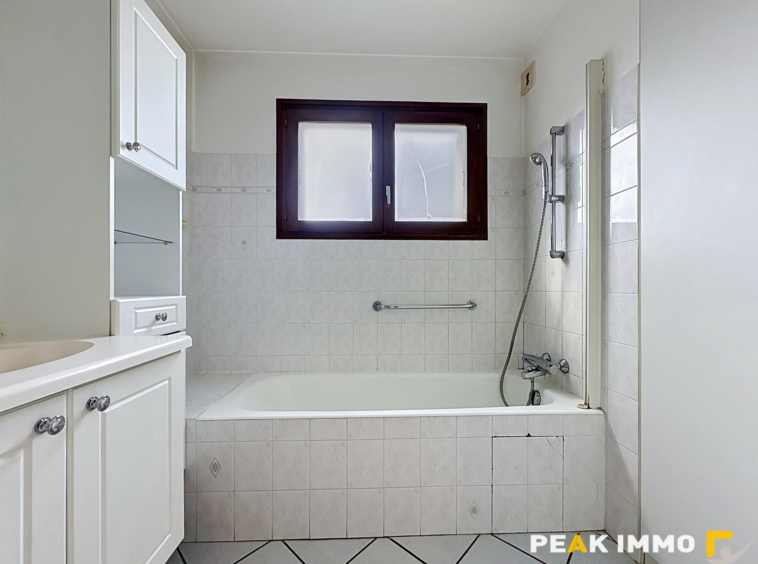 Appartement 4 pièces - 84 m2 - Rumilly