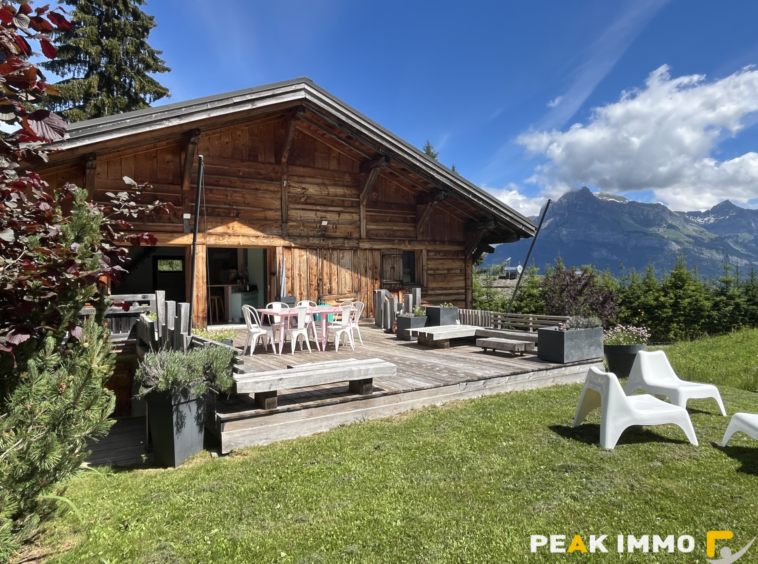 Chalet - 226 m2 habitables - 256 M2 utiles - Combloux La Cry