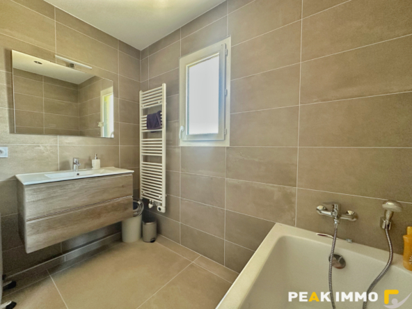 Maison 5 pièces - 133 m2 - Etaux