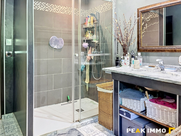 EXCLUSIVITE FILLINGES   Maison de plain-pied au calme, sans