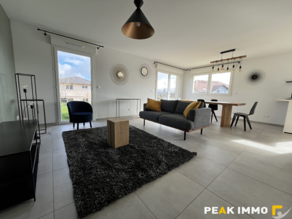 Appartement 4 pièces meublé - 92,91 m2- Sallenoves