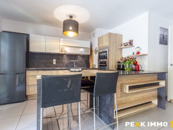ANNECY LE VIEUX - APPARTEMENT T4 - 80M2 - CAVE - TERRASSE