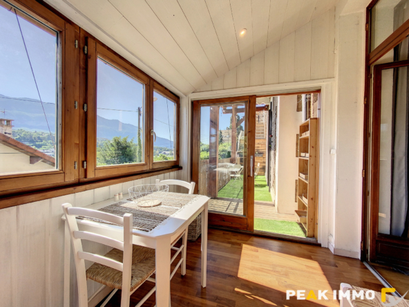 Appartement vue montagnes - 3 pièces - 72 m2 - Tresserve