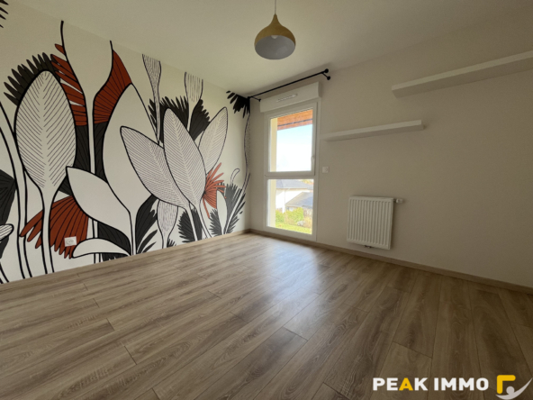 Appartement 4 pièces meublé - 92,91 m2- Sallenoves