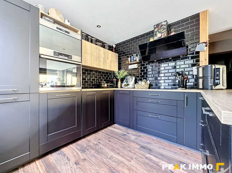 Appartement 5 pièces - 96 m2 - Rumilly