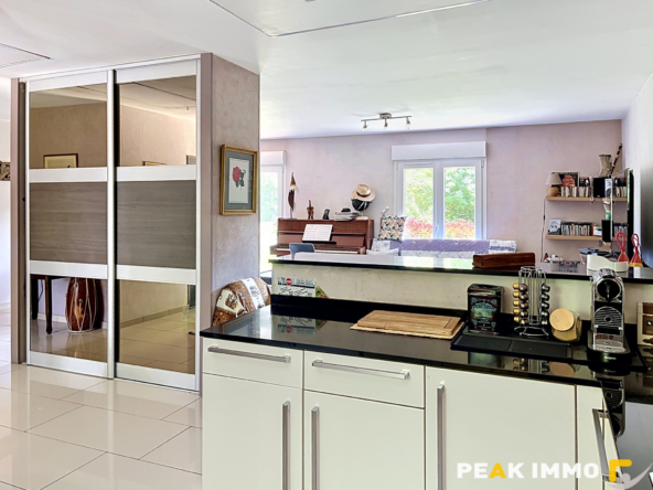EXCLUSIVITE FILLINGES   Maison de plain-pied au calme, sans