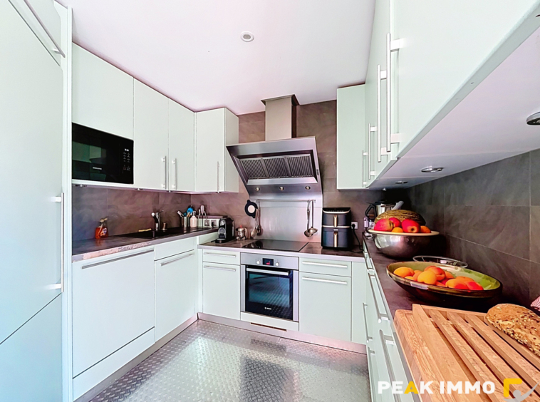 Chalet - 226 m2 habitables - 256 M2 utiles - Combloux La Cry
