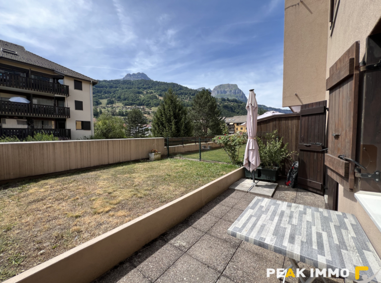 Sallanches T3 garage jardin et cave