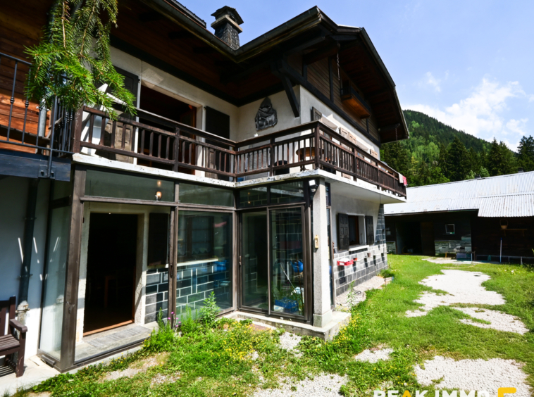 Maison Mitoyenne 160 m2 habitables - CHAMONIX-MONT-BLANC