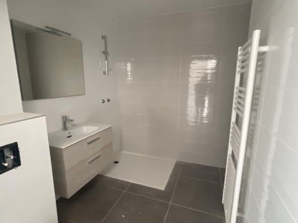 Appartement 2 pièces, 40 m2-RUMILLY