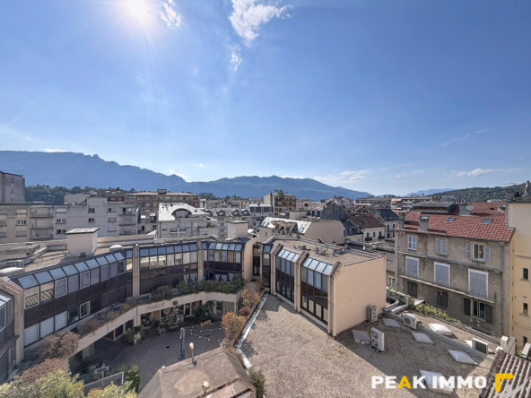 Appartment 3 pièces - 66,65 m2 - Hyper centre Aix-les-Bains