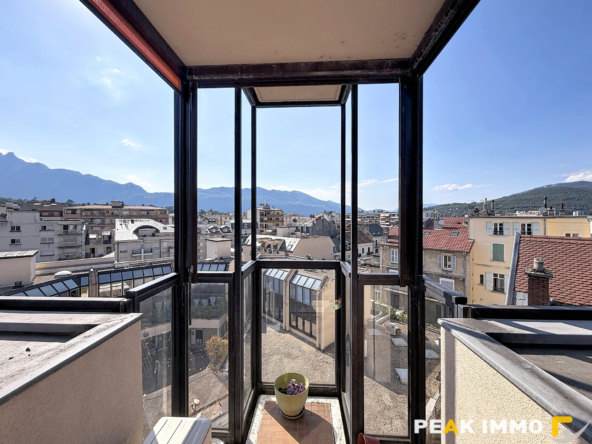 Appartment 3 pièces - 66,65 m2 - Hyper centre Aix-les-Bains