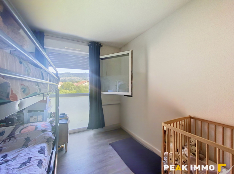 Viuz-en-Sallaz- Appartement T3 avec terrasse plein sud, gara