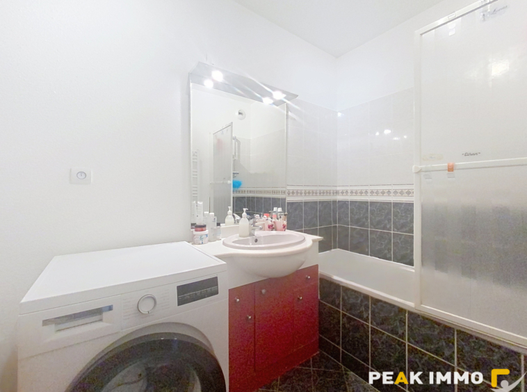 Viuz-en-Sallaz- Appartement T3 avec terrasse plein sud, gara