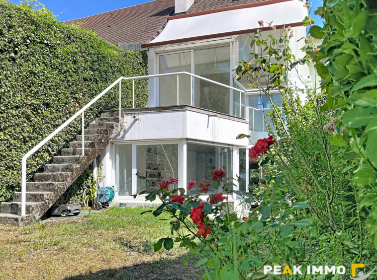 Bonne incroyable maison d'architecte unique