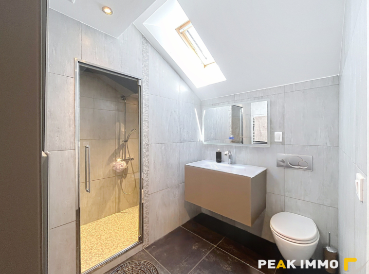 Magnifique Appartement meublé T5 en Duplex de 99,09 m2