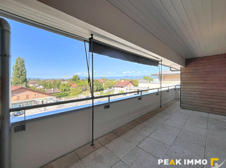 Appartement T5 meublé en attique de 114m2