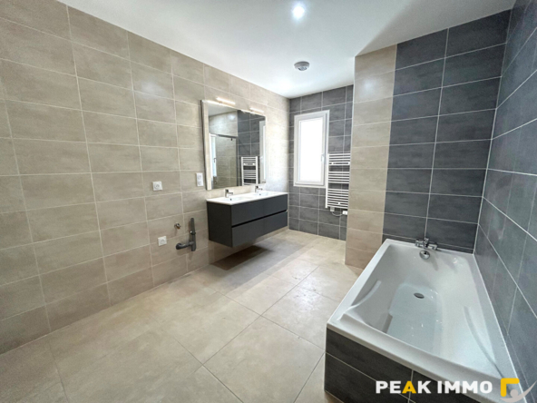 Maison Saint Andre De Boege 5 pièce(s) 104.21 m2