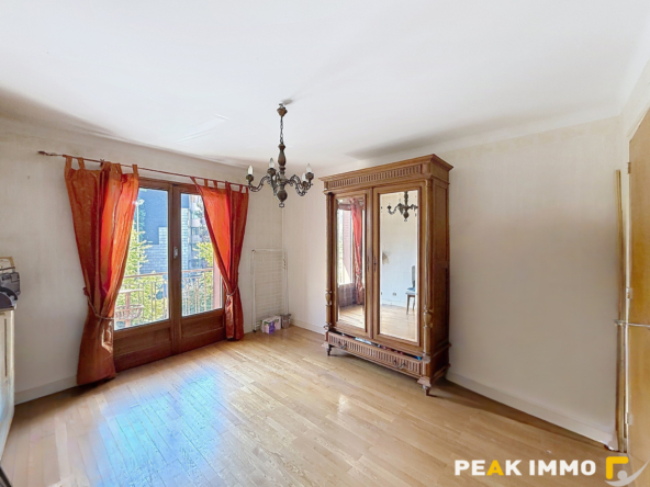 T3 - 76m2 - Secteur des Pommaries - 2 balcons - cave -