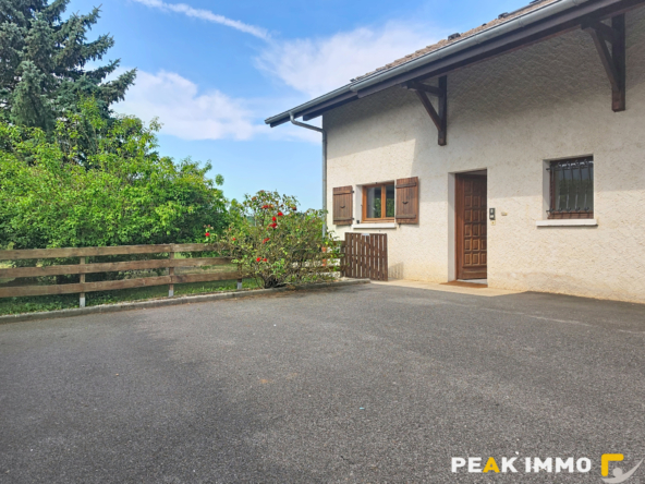 BONS EN CHABLAIS- A 5 mn du CEVA -T4 de 98m2 avec jardin pri