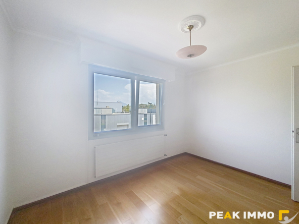 ANNEMASSE   Appartement T3 de 76,15 m2 avec balcon, cave