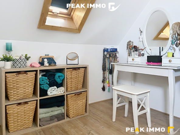 CRANVES-SALES - Maison mitoyenne de 104m2 avec jardin et pis