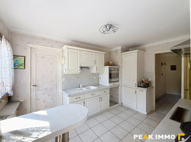 T3 - 76m2 - Secteur des Pommaries - 2 balcons - cave -