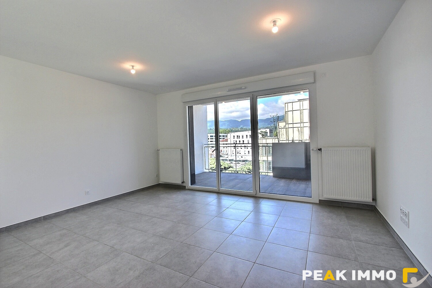 Appartement - 2 pièces - CHAMBERY