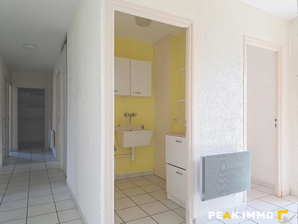 BONS EN CHABLAIS- A 5 mn du CEVA -T4 de 98m2 avec jardin pri