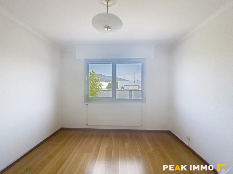 ANNEMASSE   Appartement T3 de 76,15 m2 avec balcon, cave