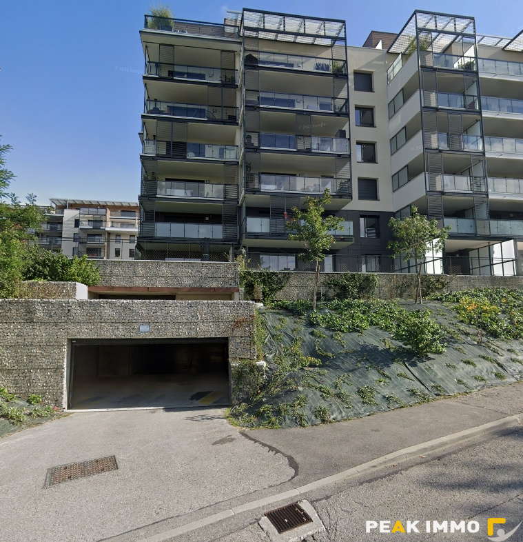 ANNECY-LE-VIEUX -  GARAGE EN SOUS-SOL  - SECTEUR VIRE MOULIN