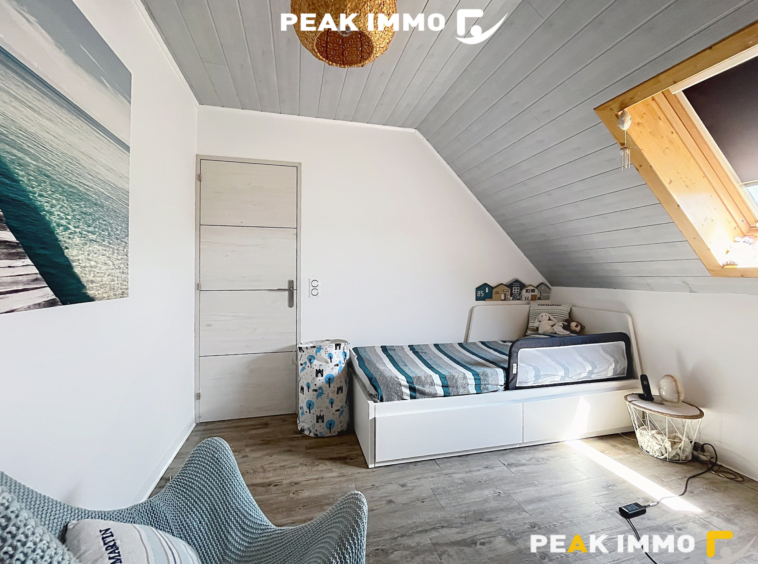 CRANVES-SALES - Maison mitoyenne de 104m2 avec jardin et pis