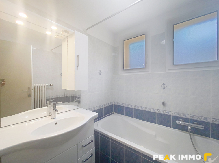 SAINT-JEOIRE-EN-FAUCIGNY   Appartement T3 de 60,75 m2 avec b