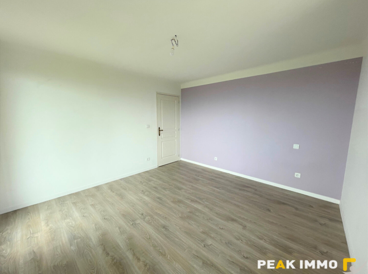 Location : appartement 4 pièces à LUCINGES
