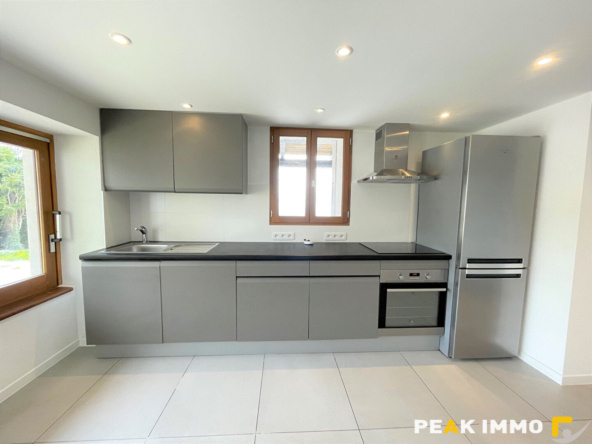 Location : appartement 4 pièces à LUCINGES