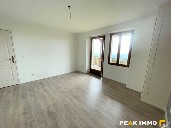 Location : appartement 4 pièces à LUCINGES