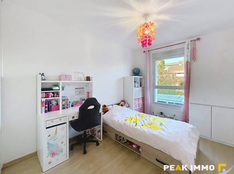 AMBILLY PROCHE DOUANE Appartement T4 AVEC 2 salle de bains B